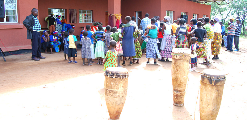 Otwarcie szkoły w Nakabwe w 2005 roku